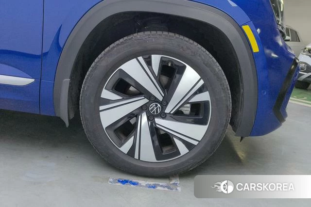 Volkswagen Tourang id 4235878 из Китая 12
