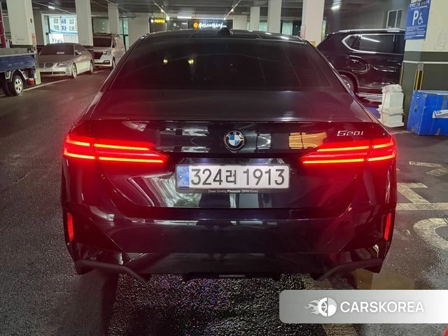 BMW 5 Series (G60) id 4607679 из Кореи 13