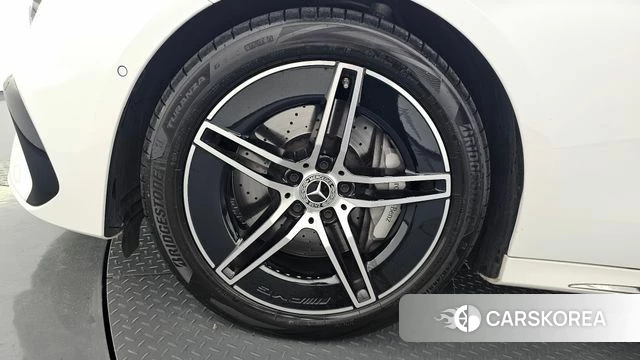 Mercedes-Benz E-Class W214 id 4462545 из Кореи 27