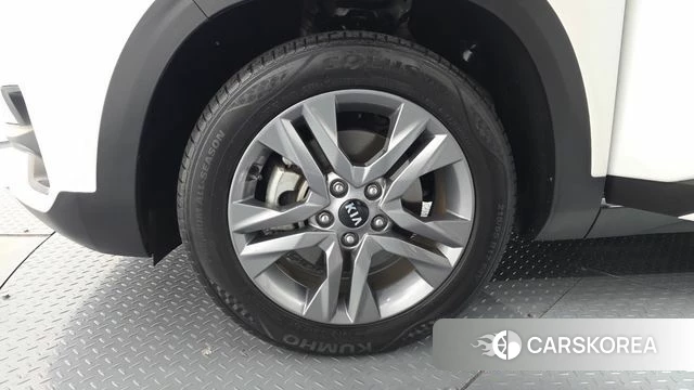 Kia Seltos id 3878908 из Кореи 15