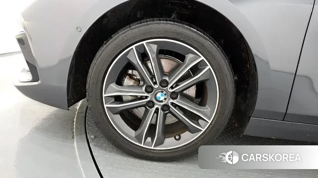 BMW 1 Series (F40) id 3407548 из Кореи 15