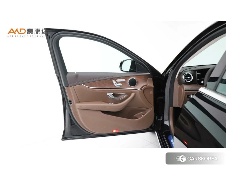 Mercedes-Benz E-class 2021 Черный из Китая, фото 5
