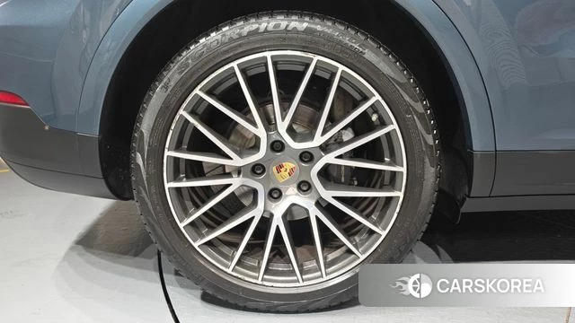 Porsche Cayenne (PO536) id 4471384 из Кореи 29