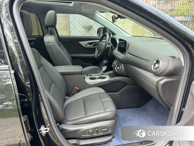 Chevrolet Trailblazer id 4215590 из Китая 16