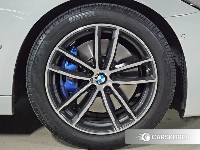 BMW 5 Series (G30) id 3586139 из Кореи 15