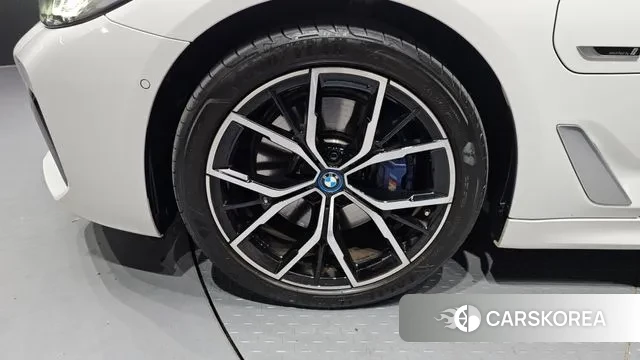 BMW 5 Series (G30) id 3453329 из Кореи 15