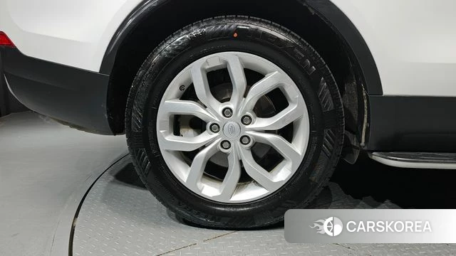 Land Rover Discovery 5 id 4305267 из Кореи 15
