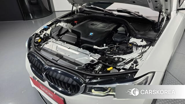 BMW 3 Series (G20) id 4594528 из Кореи 28