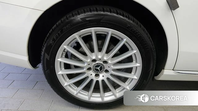 Mercedes-Benz E-Class W213 id 4280855 из Кореи 30