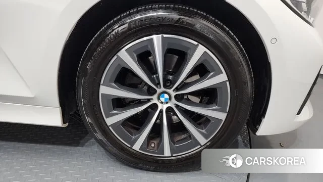 BMW 3 Series (G20) id 3504159 из Кореи 15