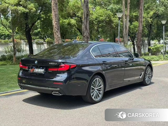 BMW 5 series 2023 Черный из Китая, фото 6