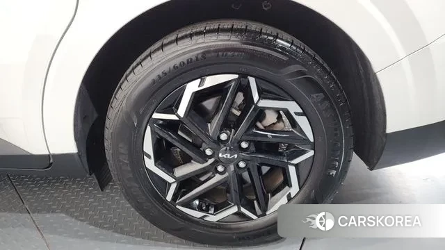 Kia The New Carnival 4th Generation id 3538779 из Кореи 15