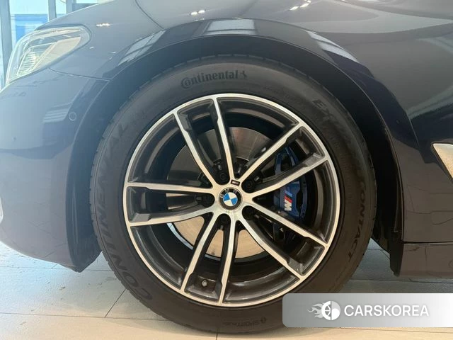 BMW 5 Series (G30) id 3819764 из Кореи 15