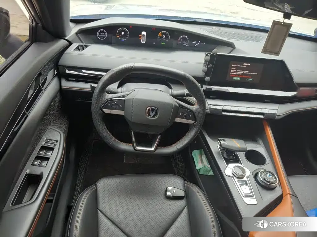 Chang'an UNI-V Smart iDD id 4606970 из Китая 16