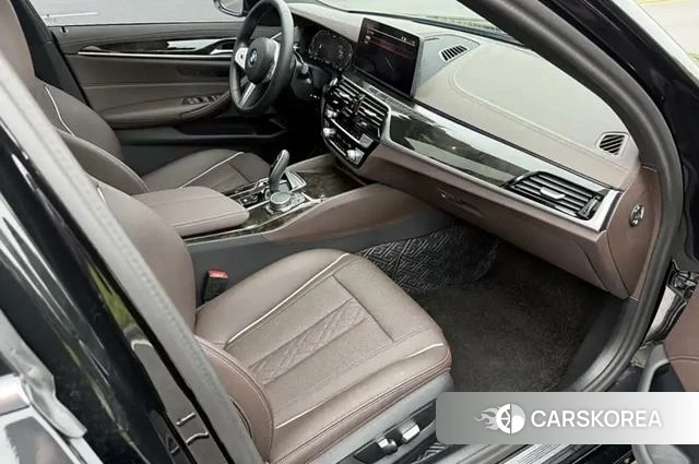BMW 5 series PHEV id 4213653 из Китая 11