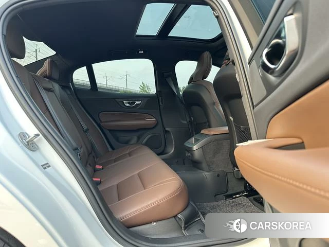Volvo S60 id 4209983 из Китая 18