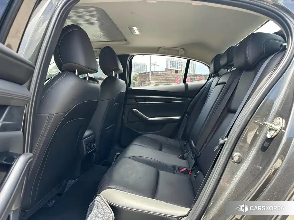 Mazda 3 2023 Silver/gray из Китая, фото 5