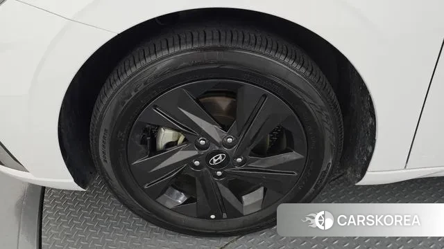 Hyundai Avante Hybrid (CN7) id 3058846 из Кореи 15