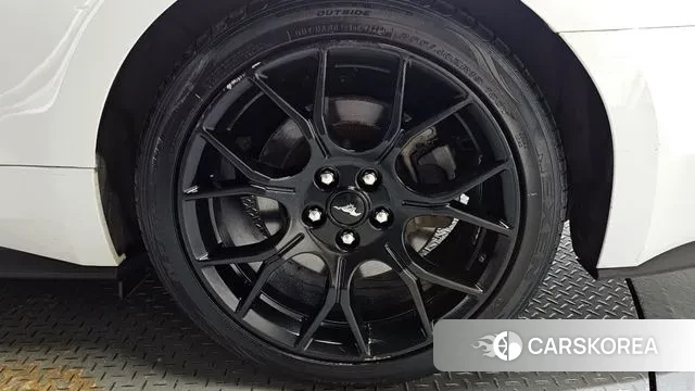 Ford Mustang id 3214838 из Кореи 15