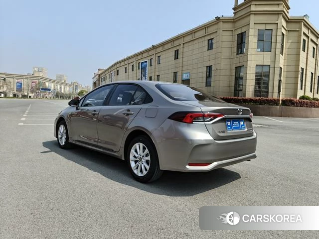 Toyota Corolla 2023 Шампань из Китая, фото 5