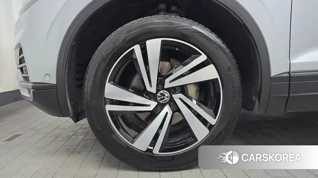 Volkswagen Touareg 3rd generation id 3525333 из Кореи 15