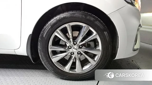 Kia The New Carnival id 3599084 из Кореи 15