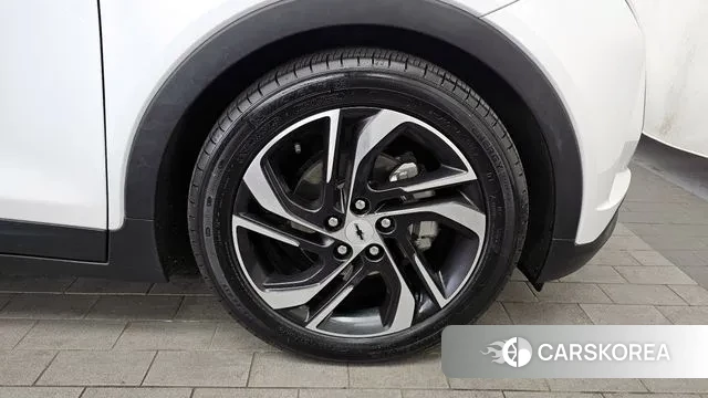 Chevrolet (GM Daewoo) New Bolt EV id 3712075 из Кореи 15