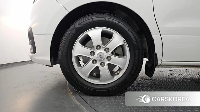 Hyundai The New Grand Starex id 4520040 из Кореи 15