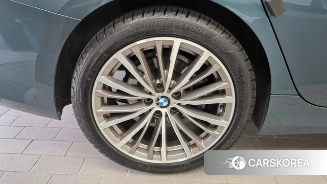 BMW 3 Series (G20) id 4683342 из Кореи 27