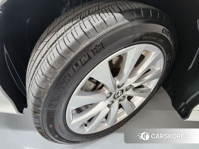 Toyota Camry (XV70) id 3023360 из Кореи 13