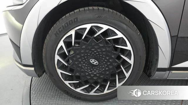 Hyundai Ionic 5 id 3915549 из Кореи 15