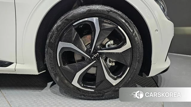 Kia EV6 id 3805932 из Кореи 15