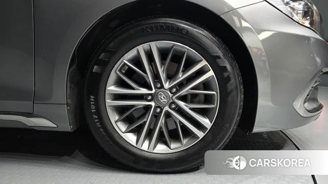 Hyundai Grandeur IG id 4188565 из Кореи 26