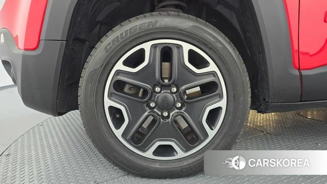 Jeep Renegade id 3861500 из Кореи 15