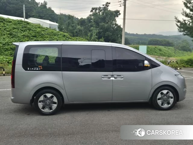 Hyundai Staria id 4739345 из Кореи 15