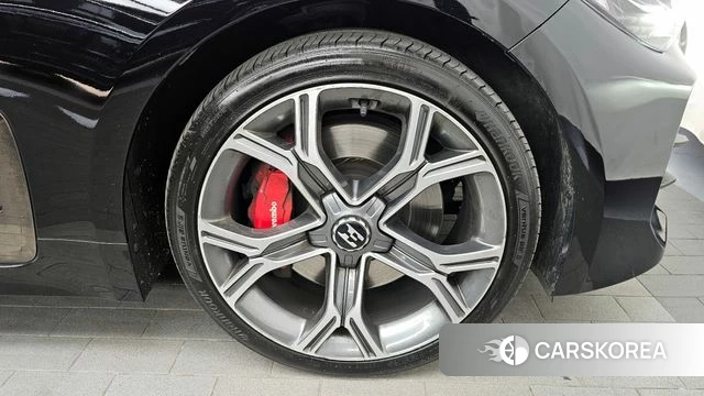 Kia Stinger id 3885795 из Кореи 15