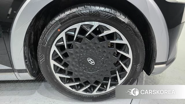 Hyundai Ionic 5 id 3806802 из Кореи 15