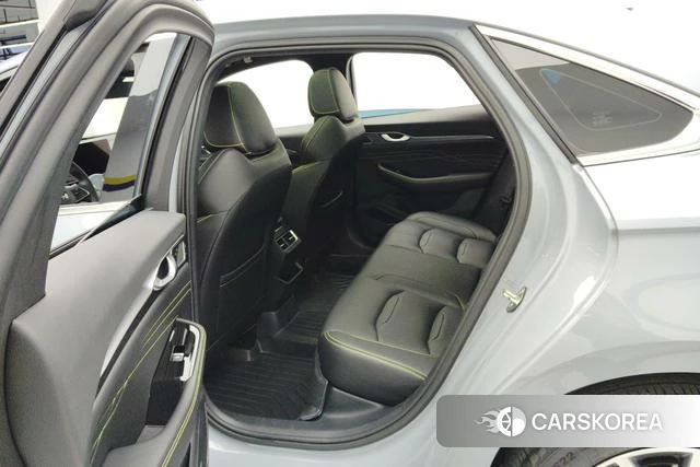 Geely Automobile Xingrui id 3810171 из Китая 12
