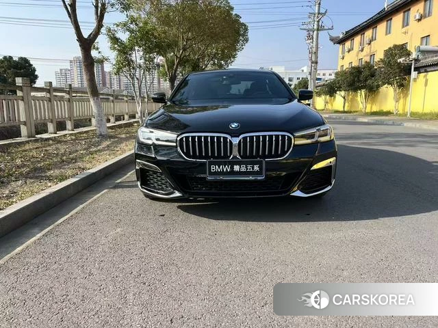 BMW 5 series 2023 Черный из Китая, фото 5
