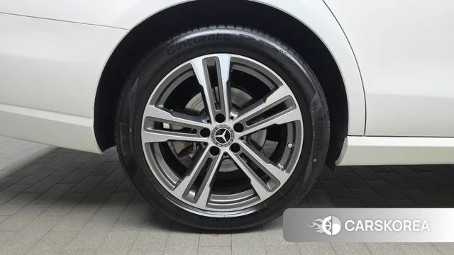 Mercedes-Benz E-Class W213 id 4523643 из Кореи 26