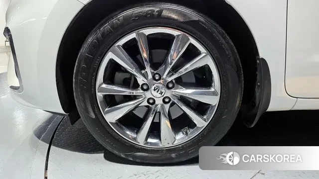 Kia The New Carnival id 3651884 из Кореи 15