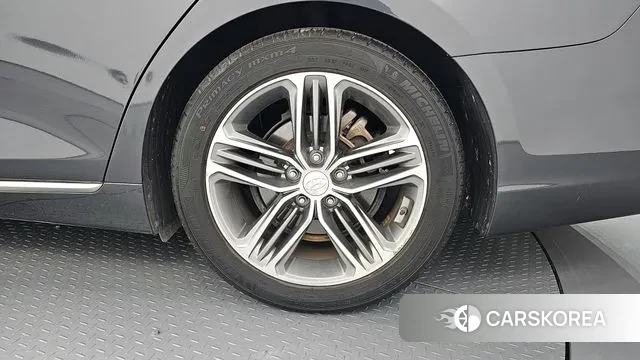 Hyundai Grandeur IG id 3536401 из Кореи 15