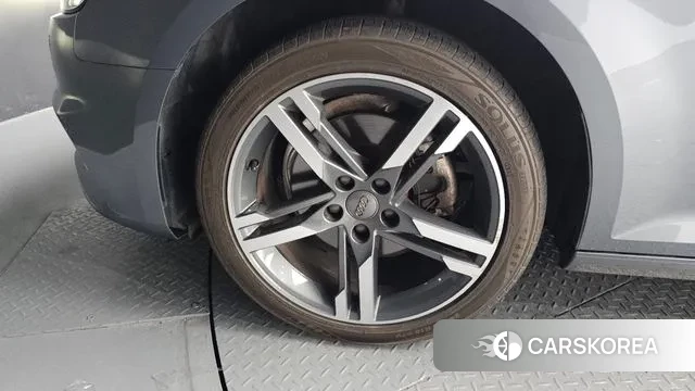 Audi A4 (B9) id 3772624 из Кореи 15