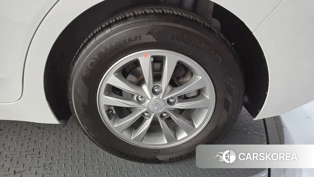 Hyundai The New Avante AD id 3766603 из Кореи 15