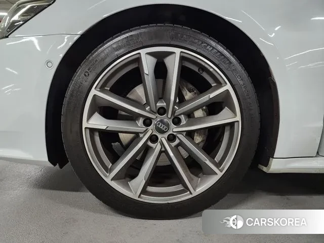 Audi A7 (4K) id 3301943 из Кореи 15