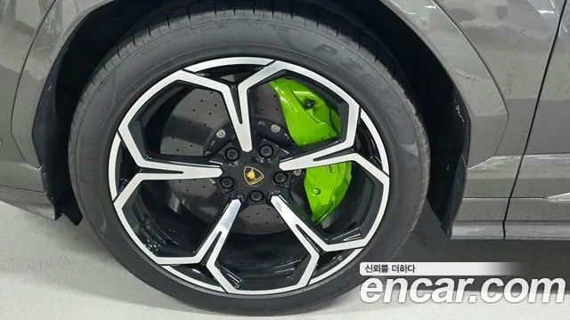 Lamborghini Urus id 2722838 из Кореи 15