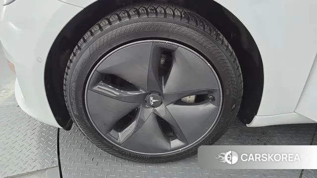 Tesla Model 3 id 2961135 из Кореи 15