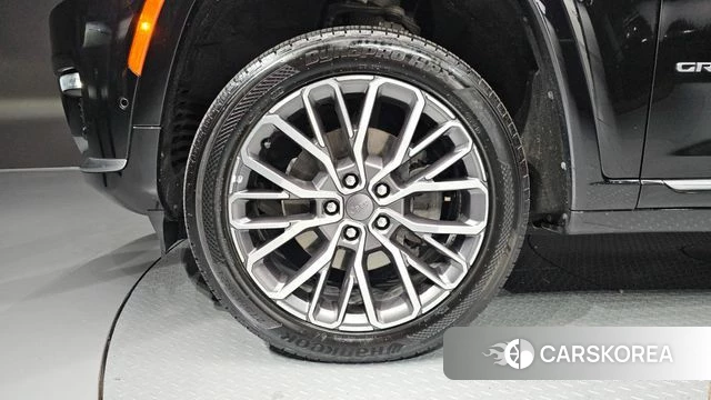 Jeep Grand Cherokee (WL) id 4793384 из Кореи 29
