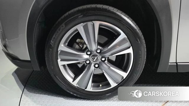 Lexus UX300e id 4428484 из Кореи 15