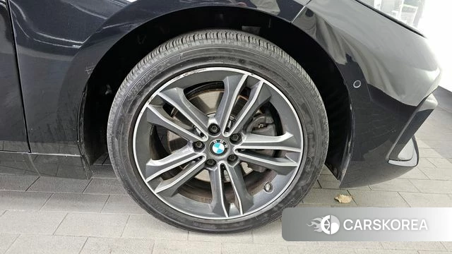 BMW 1 Series (F40) id 3866238 из Кореи 15